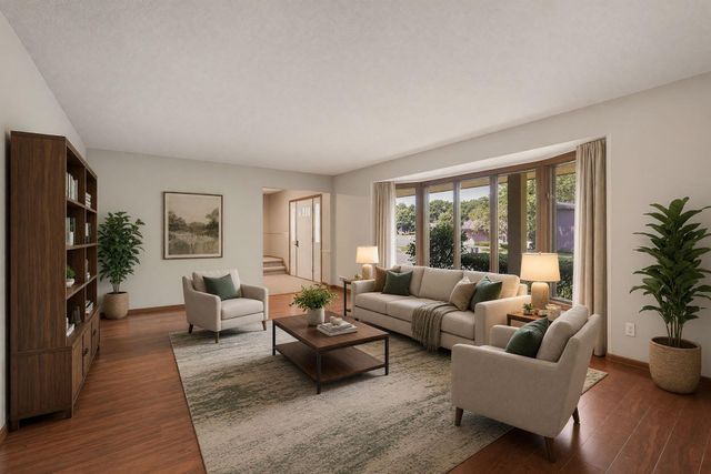 8359 Amsden Ridge Drive, Bloomington, MN 55438