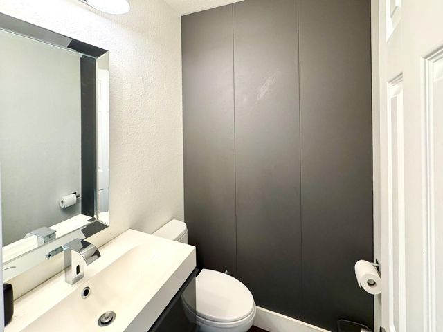 16028 Dark LN, Austin, TX 78717