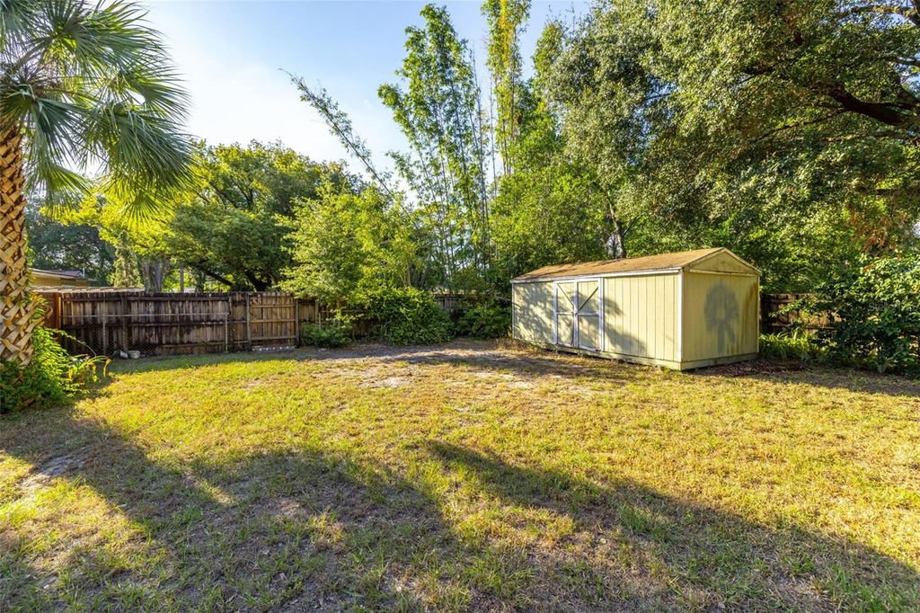 Image 3 of property listing at 5806 N 17TH STREET, Tampa, FL 33610