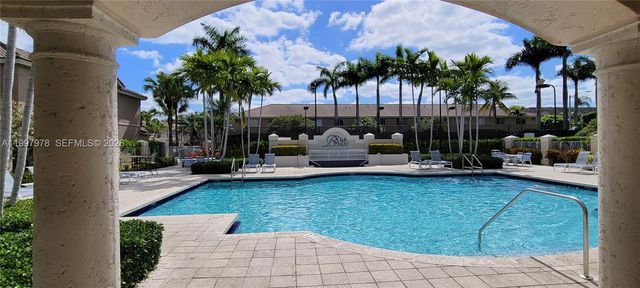 5640 NW 115th Court 211, Doral, FL 33178