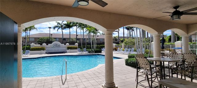 5640 NW 115th Court 211, Doral, FL 33178