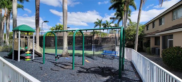 5640 NW 115th Court 211, Doral, FL 33178