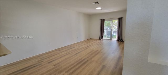5640 NW 115th Court 211, Doral, FL 33178