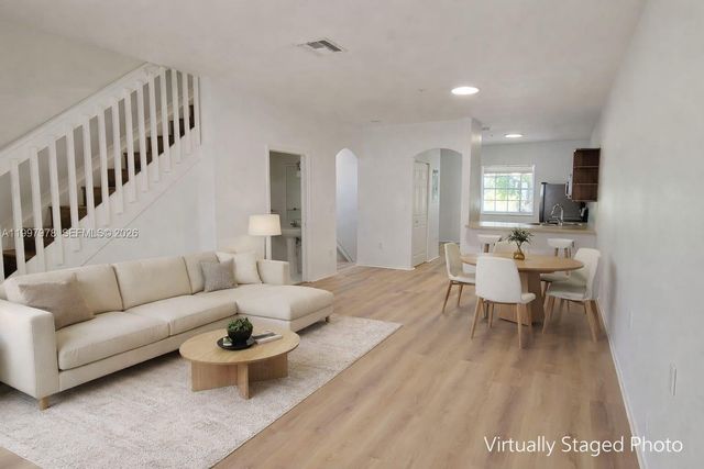 5640 NW 115th Court 211, Doral, FL 33178