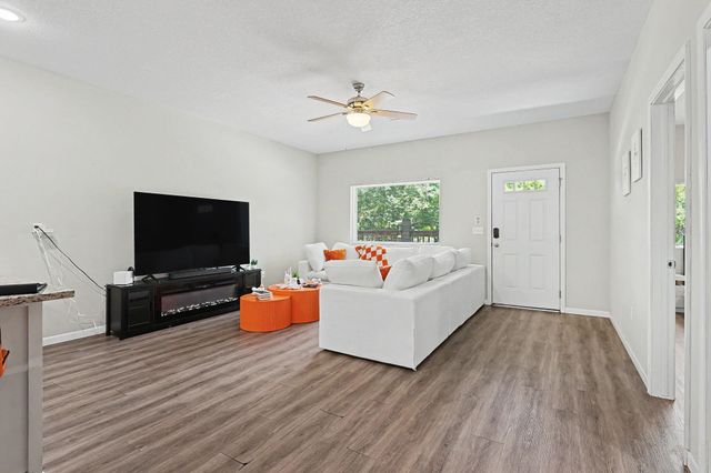 4520 E Gilbert St, Wichita, KS 67218