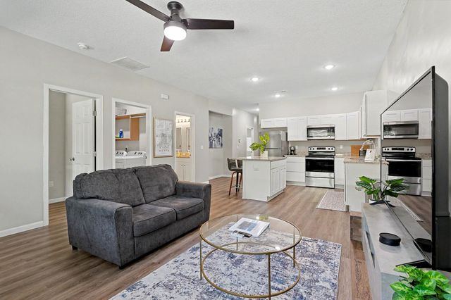 4520 E Gilbert St, Wichita, KS 67218