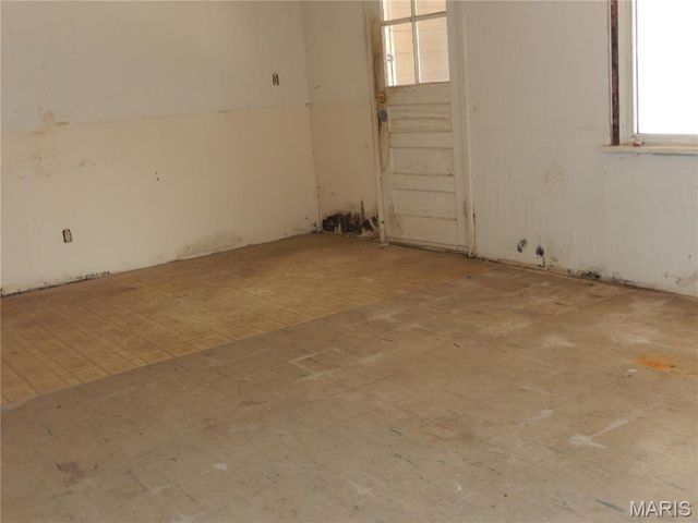 9501 Kirchner Avenue, St Louis, MO 63125