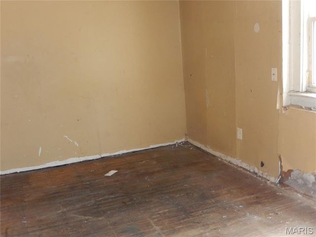 9501 Kirchner Avenue, St Louis, MO 63125