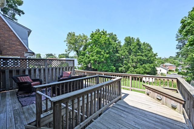 6460 Mchugh Place, Cincinnati, OH 45213