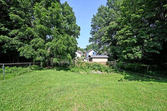 6460 Mchugh Place, Cincinnati, OH 45213