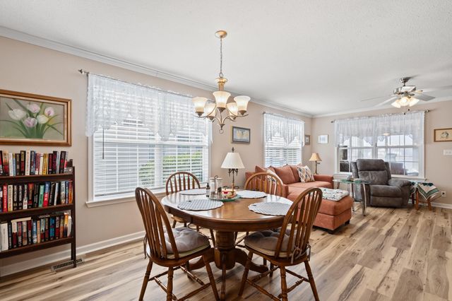 246 Lakeside Crossing Dr., Conway, SC 29526