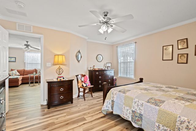 246 Lakeside Crossing Dr., Conway, SC 29526