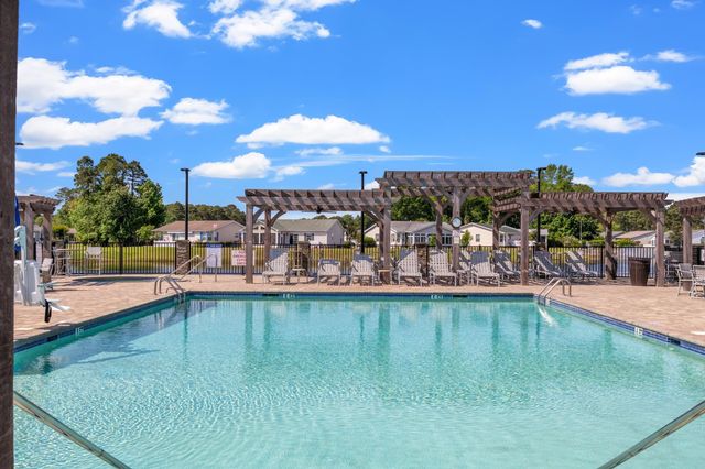 246 Lakeside Crossing Dr., Conway, SC 29526