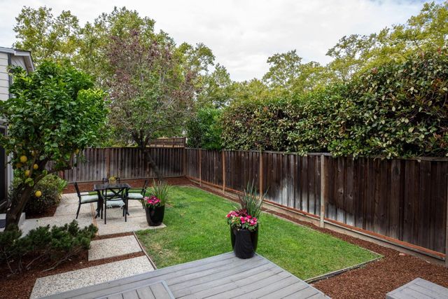 1116 Doyle Place, Mountain View, CA 94040