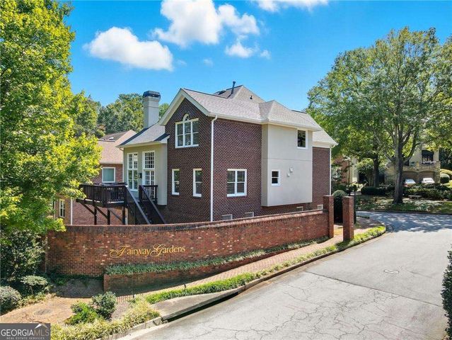 1154 Fairway Gardens NE, Brookhaven, GA 30319