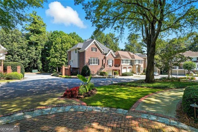 1154 Fairway Gardens NE, Brookhaven, GA 30319