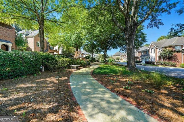 1154 Fairway Gardens NE, Brookhaven, GA 30319