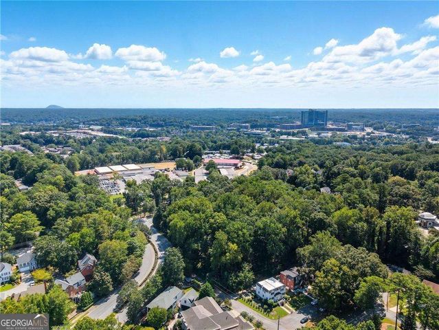 1154 Fairway Gardens NE, Brookhaven, GA 30319