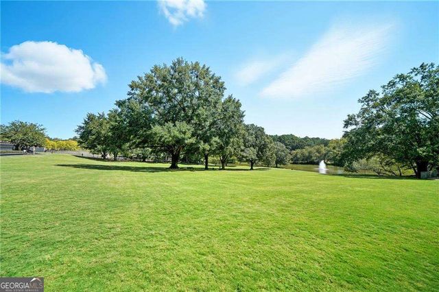 1154 Fairway Gardens NE, Brookhaven, GA 30319