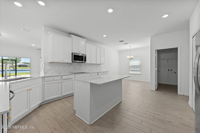 85621 STONEHURST Parkway, Fernandina Beach, FL 32034