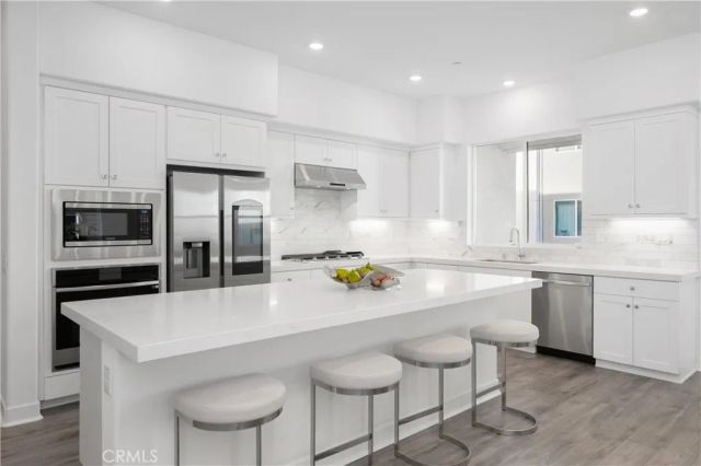 27225 Cranmore 101, Valencia, CA 91381