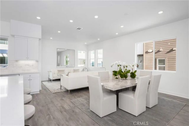 27225 Cranmore 101, Valencia, CA 91381