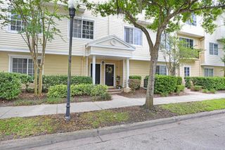 9838 W PARK VILLAGE DRIVE 9838, Tampa, FL 33626