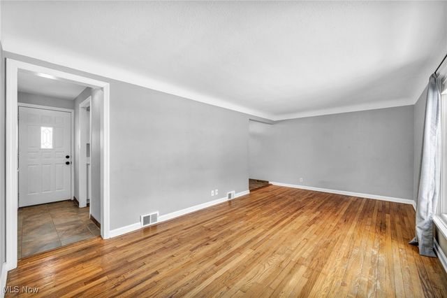 5951 Mayland Avenue, Mayfield Heights, OH 44124