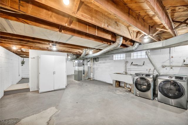 5951 Mayland Avenue, Mayfield Heights, OH 44124