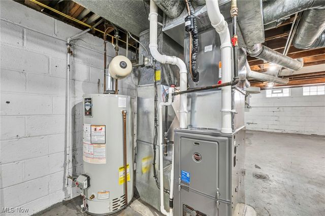 5951 Mayland Avenue, Mayfield Heights, OH 44124