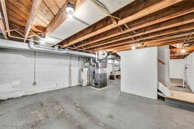 5951 Mayland Avenue, Mayfield Heights, OH 44124