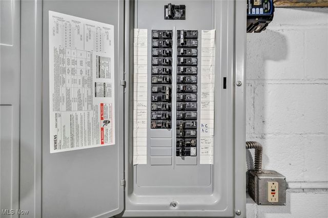 5951 Mayland Avenue, Mayfield Heights, OH 44124