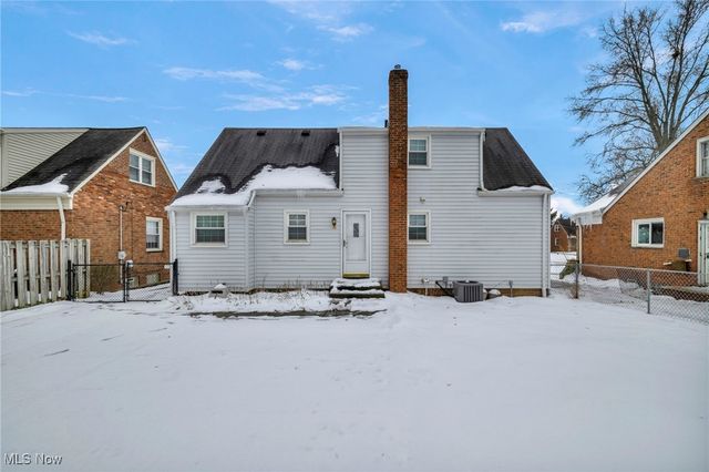 5951 Mayland Avenue, Mayfield Heights, OH 44124