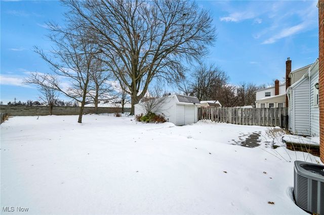 5951 Mayland Avenue, Mayfield Heights, OH 44124