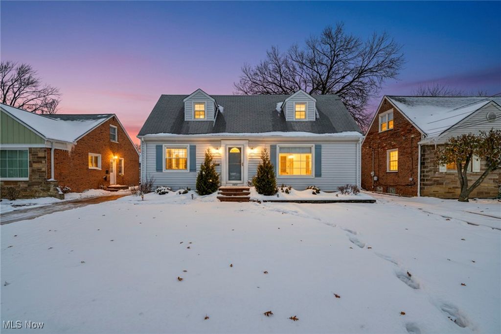 5951 Mayland Avenue, Mayfield Heights, OH 44124