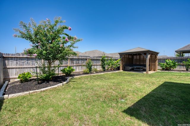 16923 Eaton Ter, San Antonio, TX 78247