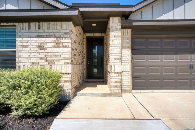 16923 Eaton Ter, San Antonio, TX 78247