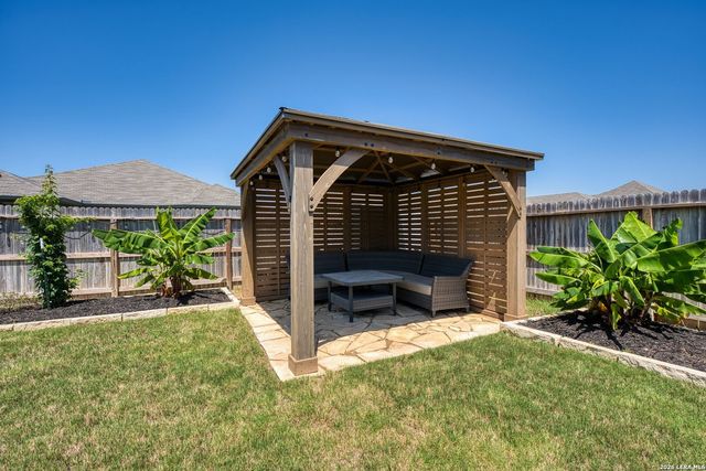 16923 Eaton Ter, San Antonio, TX 78247