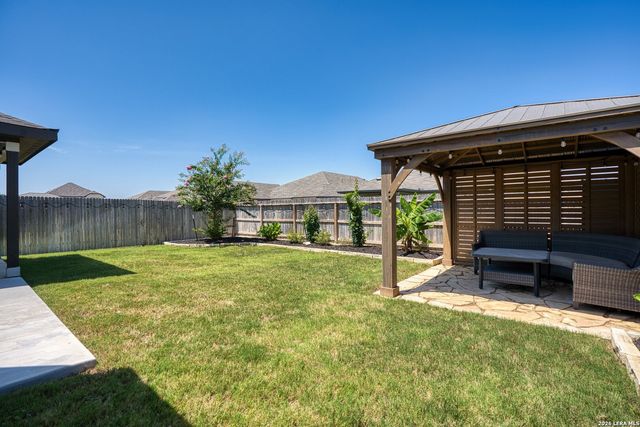 16923 Eaton Ter, San Antonio, TX 78247
