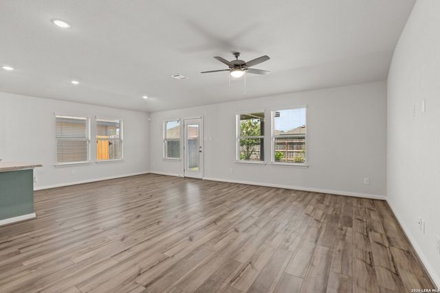 16923 Eaton Ter, San Antonio, TX 78247