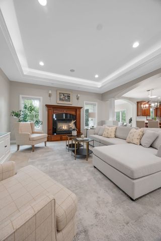 1150 Bedford Court, Marion, IA 52302