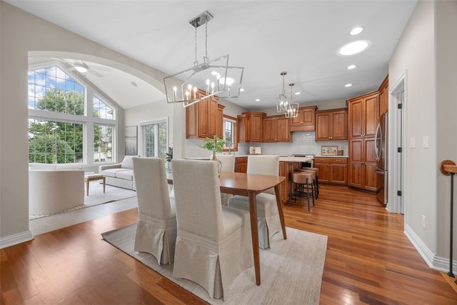 1150 Bedford Court, Marion, IA 52302