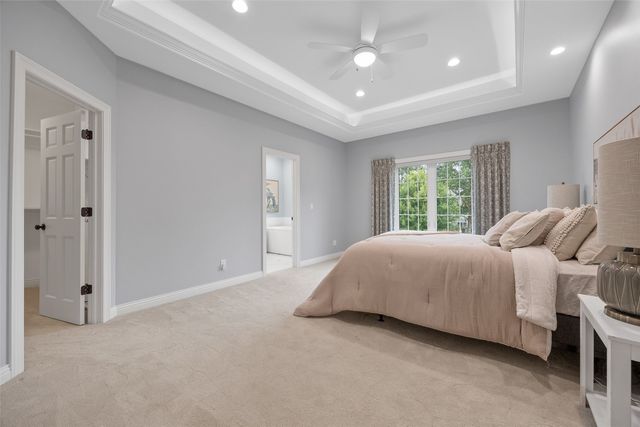 1150 Bedford Court, Marion, IA 52302