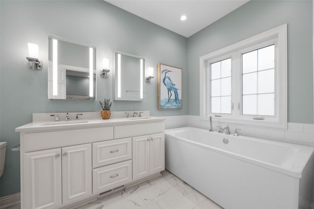 1150 Bedford Court, Marion, IA 52302