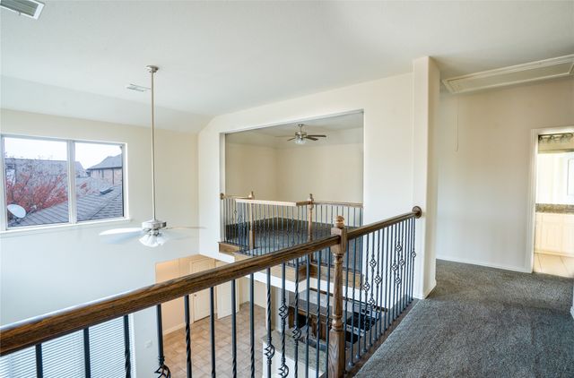 4127 Cascade Sky Drive, Arlington, TX 76005