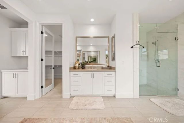 90 Rockinghorse, Irvine, CA 92602
