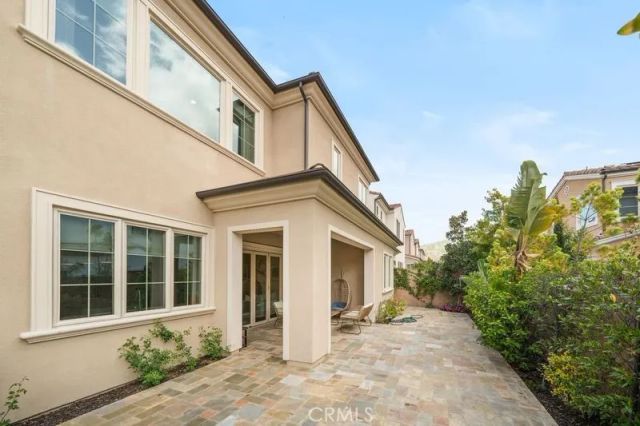 90 Rockinghorse, Irvine, CA 92602