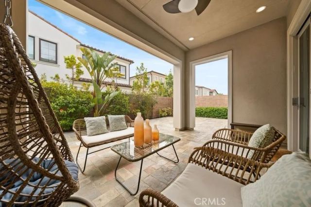 90 Rockinghorse, Irvine, CA 92602