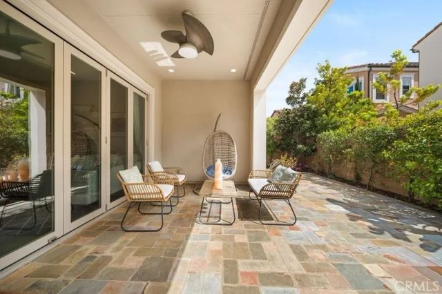90 Rockinghorse, Irvine, CA 92602