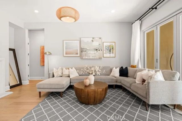 90 Rockinghorse, Irvine, CA 92602